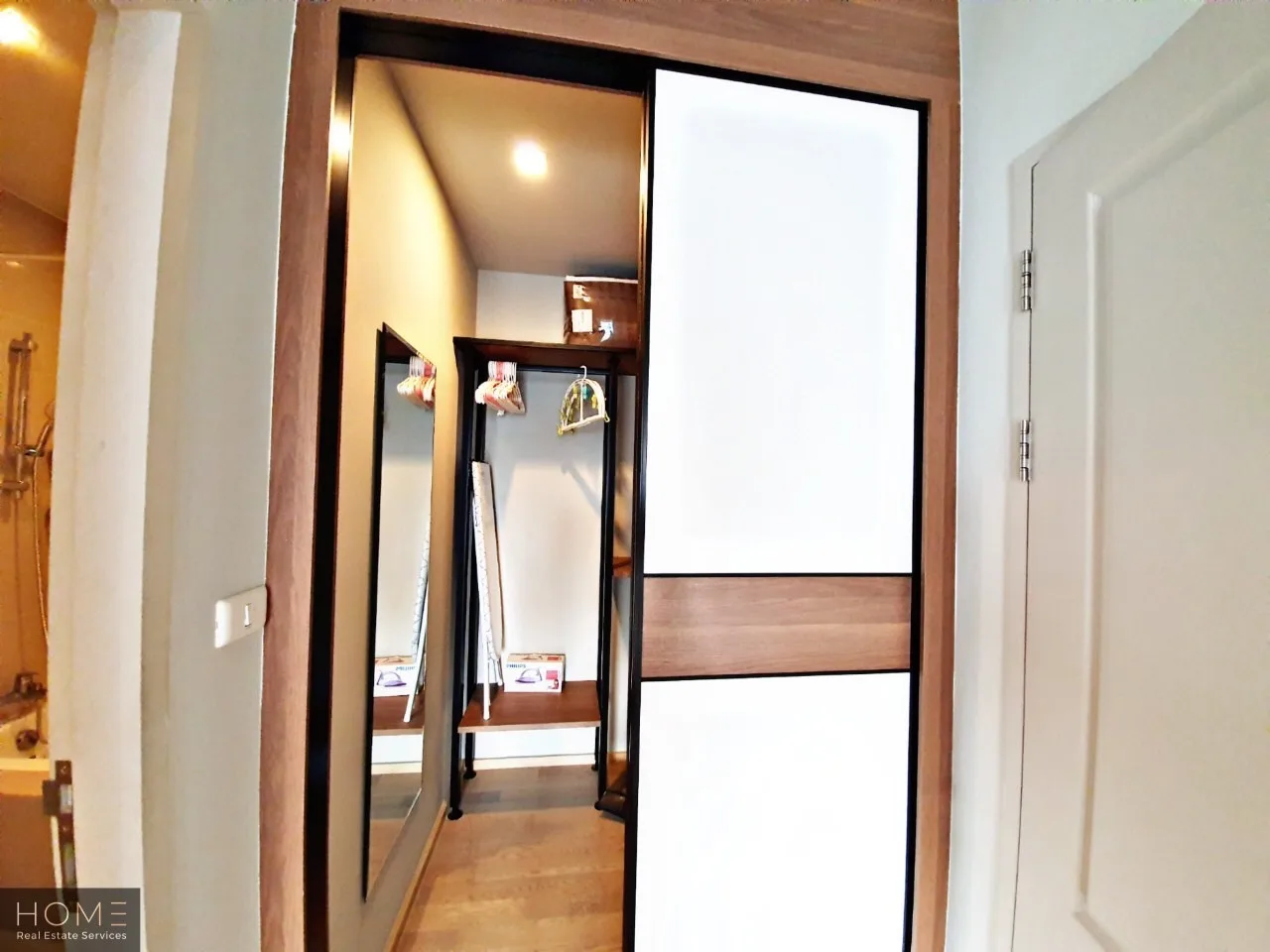 Property photos for Noble Refine