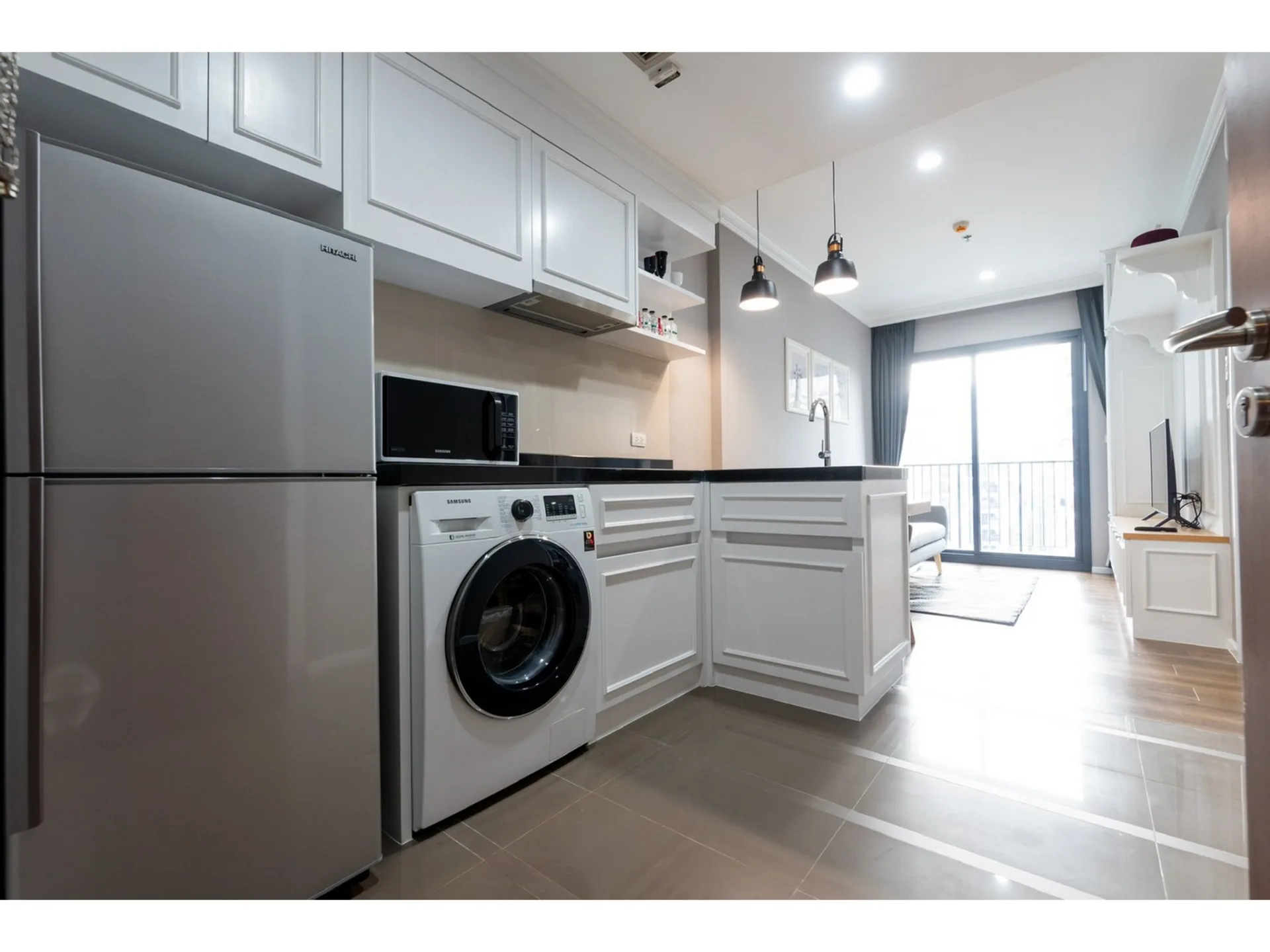 Property photos for Onyx Phaholyothin