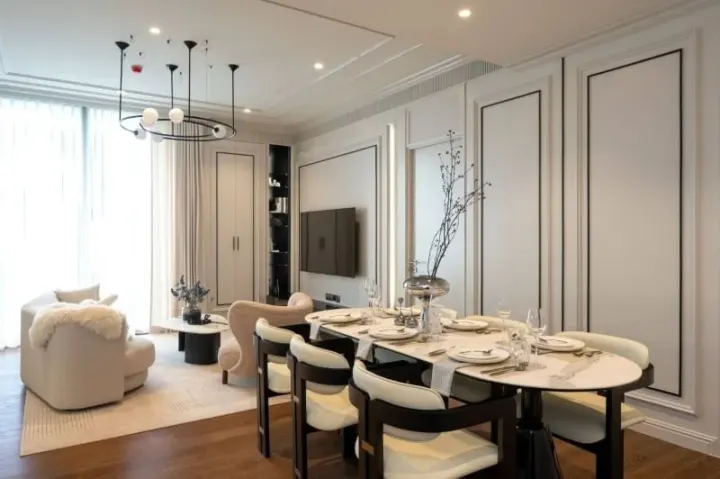 Property photos for Muniq Langsuan