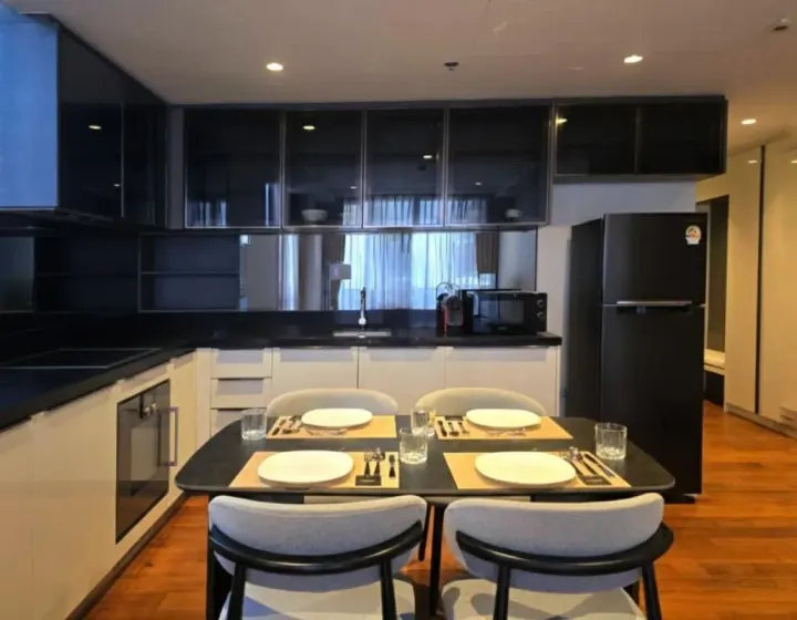 Property photos for One Altitude Charoen Krung