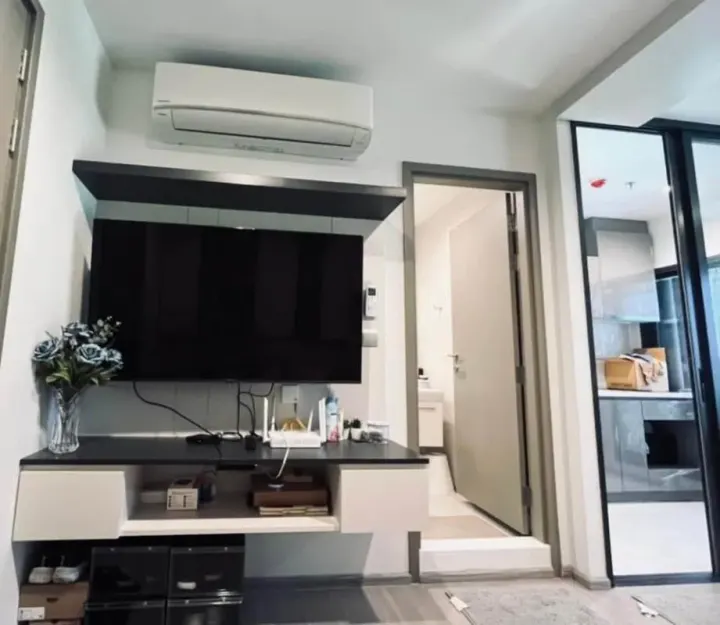 Property photos for Life Asoke Hype