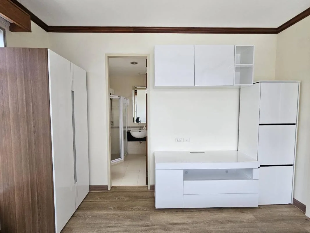 Property photos for Baan Klang Krung Siam - Pathumwan