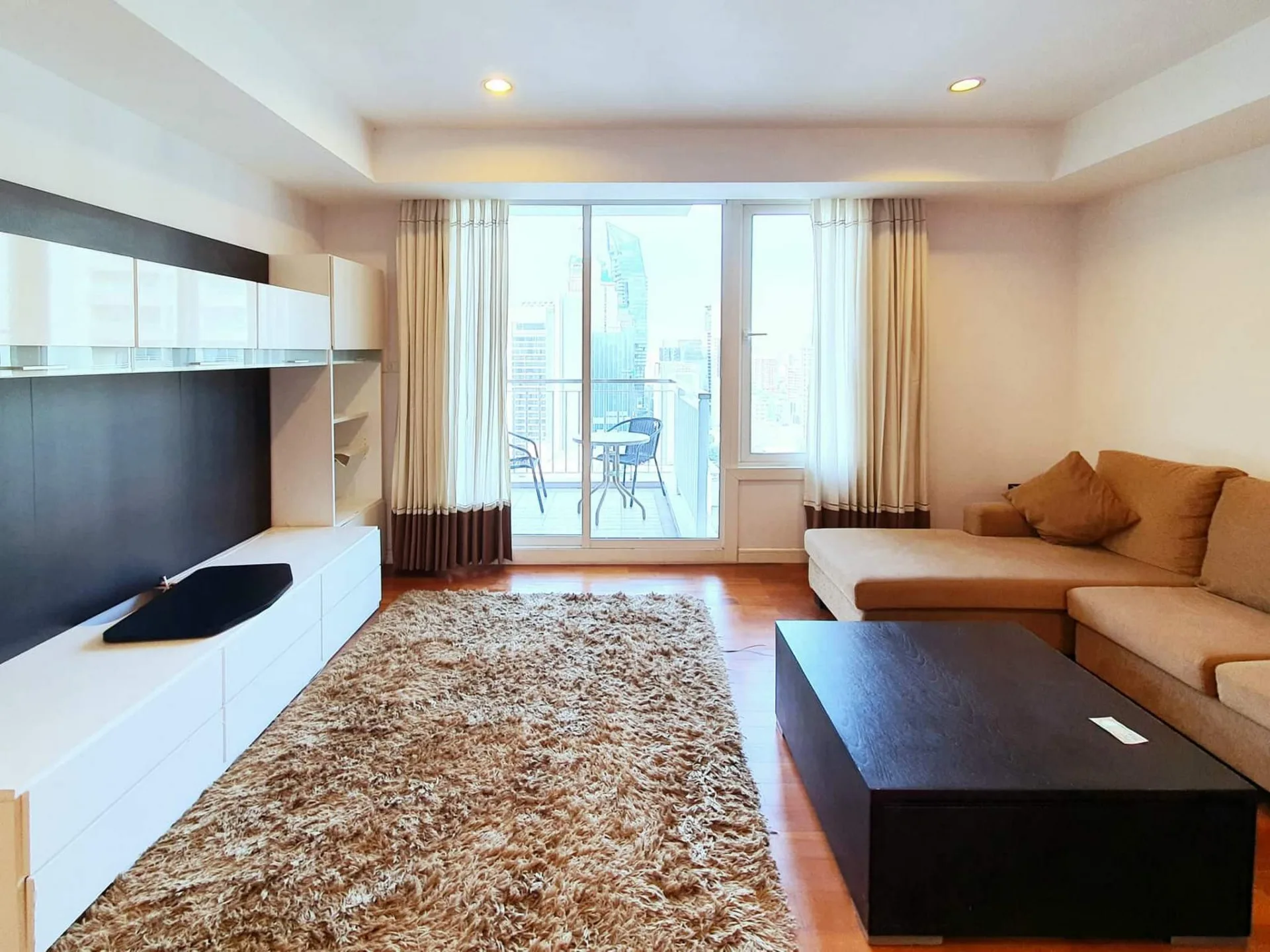 Property photos for Baan Siri 24