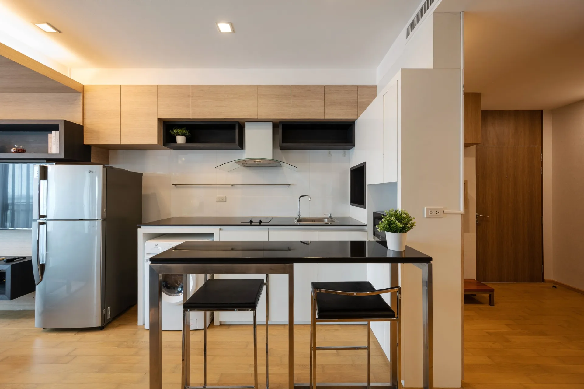 Property photos for Noble Reveal