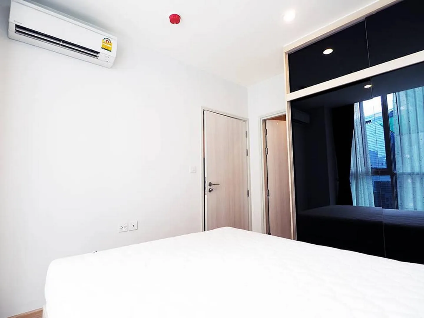 Property photos for Noble Revolve Ratchada