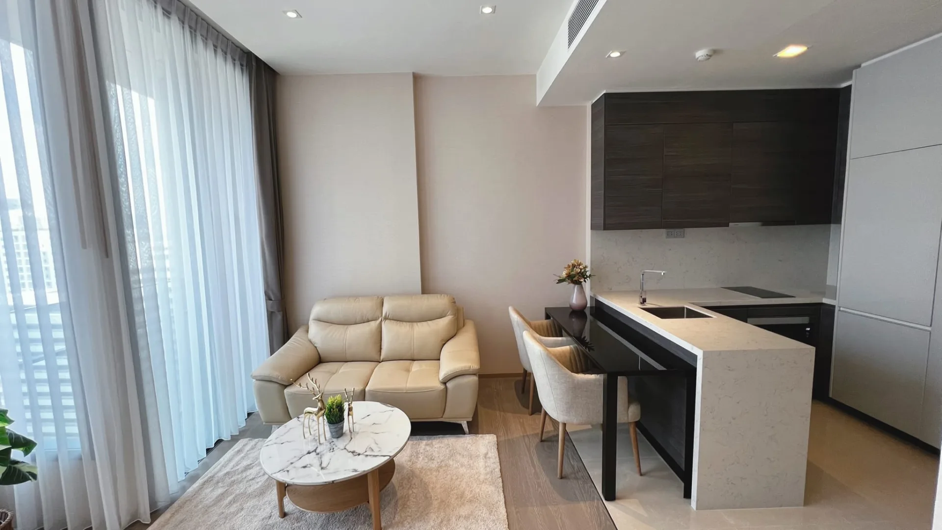 Property photos for The Esse Asoke