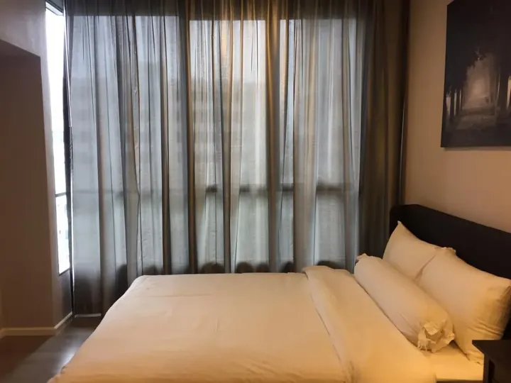 Property photos for The Room Sathorn - St.Louis