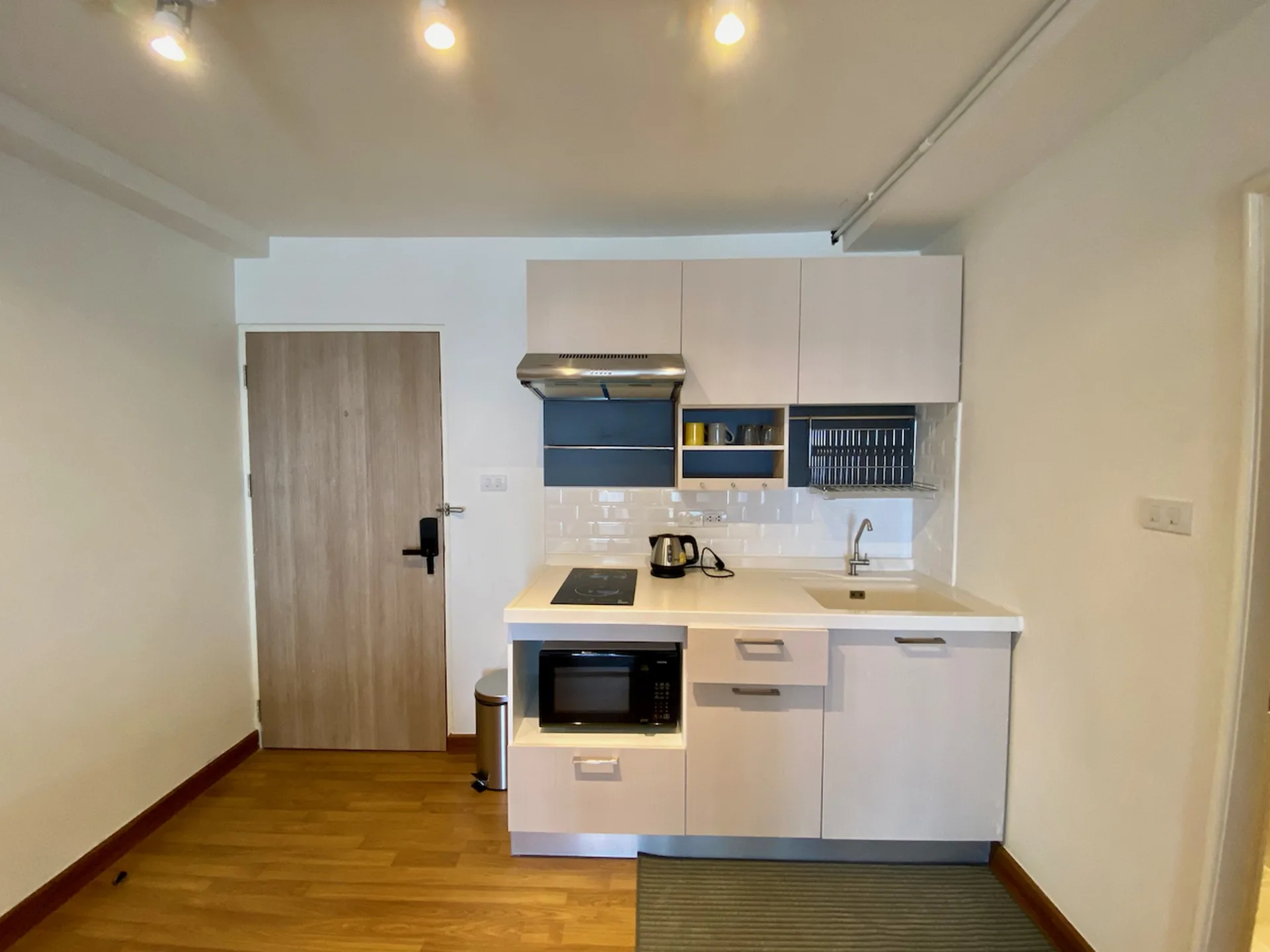 Property photos for 38 Mansion