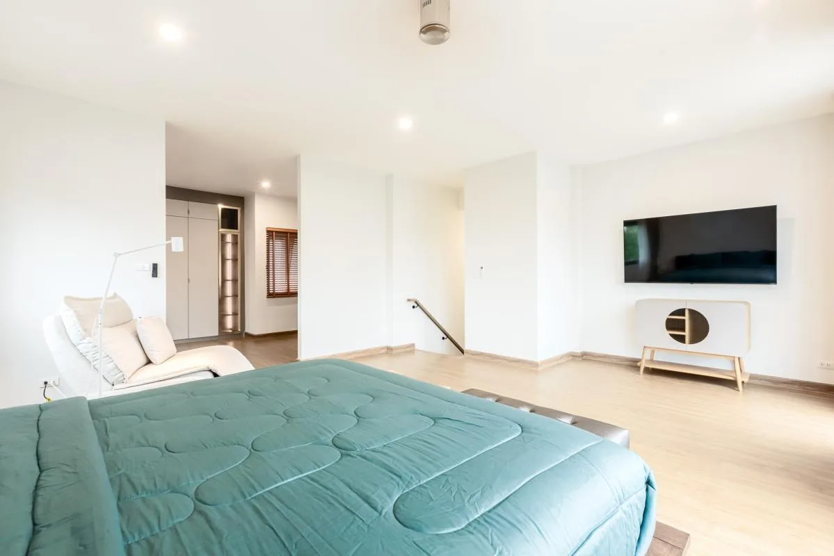 Property photos for Baan Klang Muang The Edition Bangna-Wongwaen