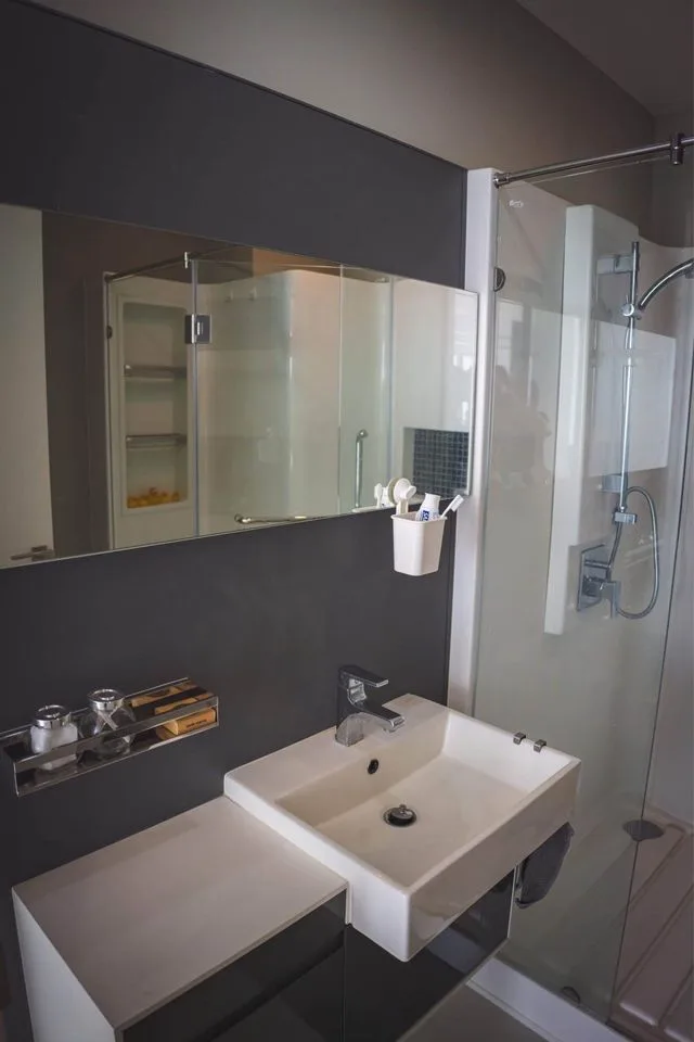 Property photos for The Room Sukhumvit 62