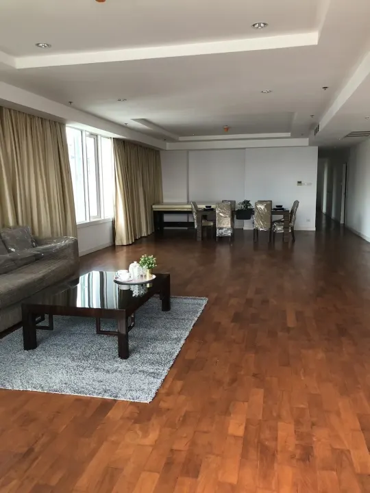 Property photos for Baan Siri 24