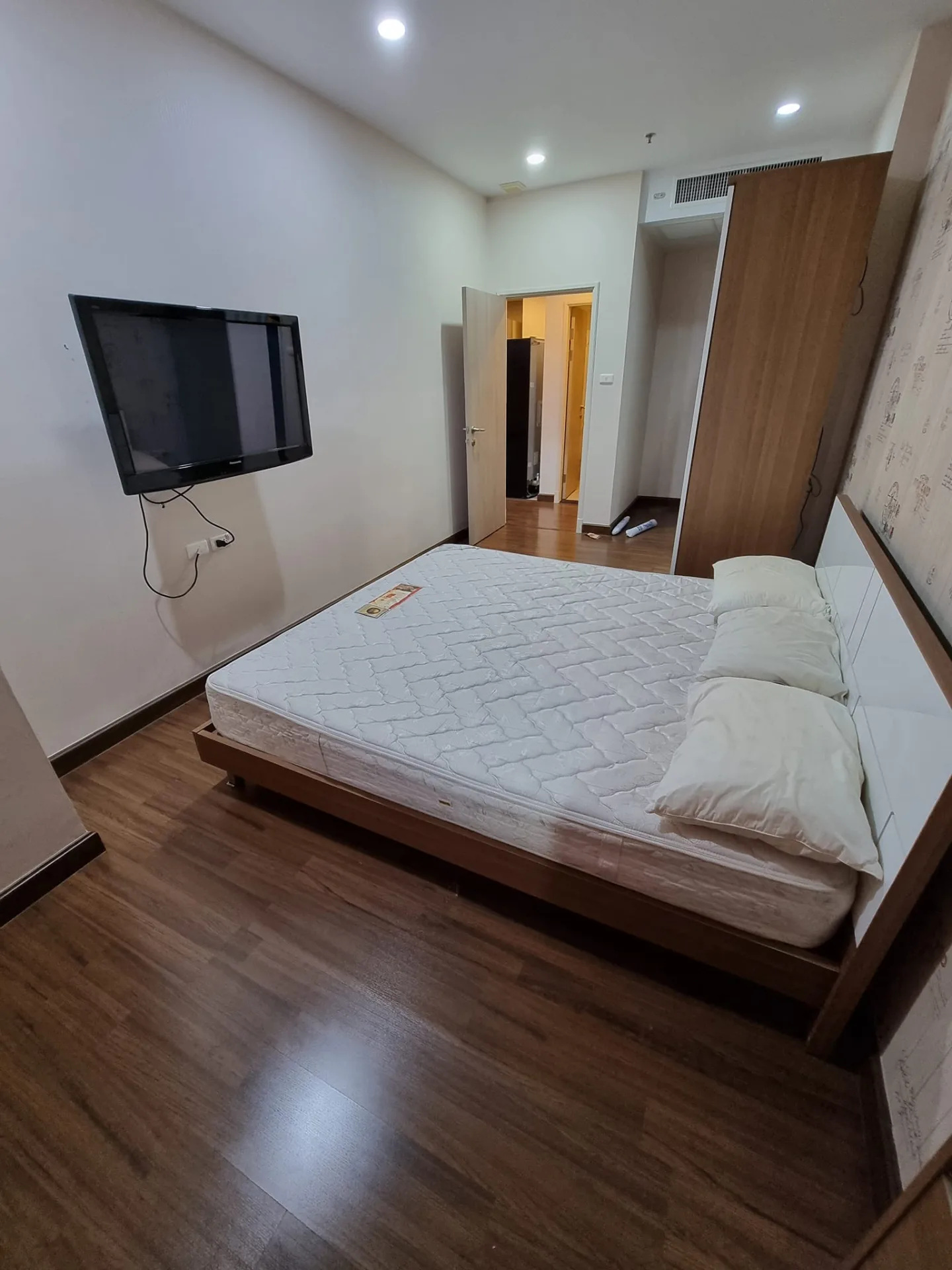 Property photos for Supalai Lite Sathorn - Charoenrat