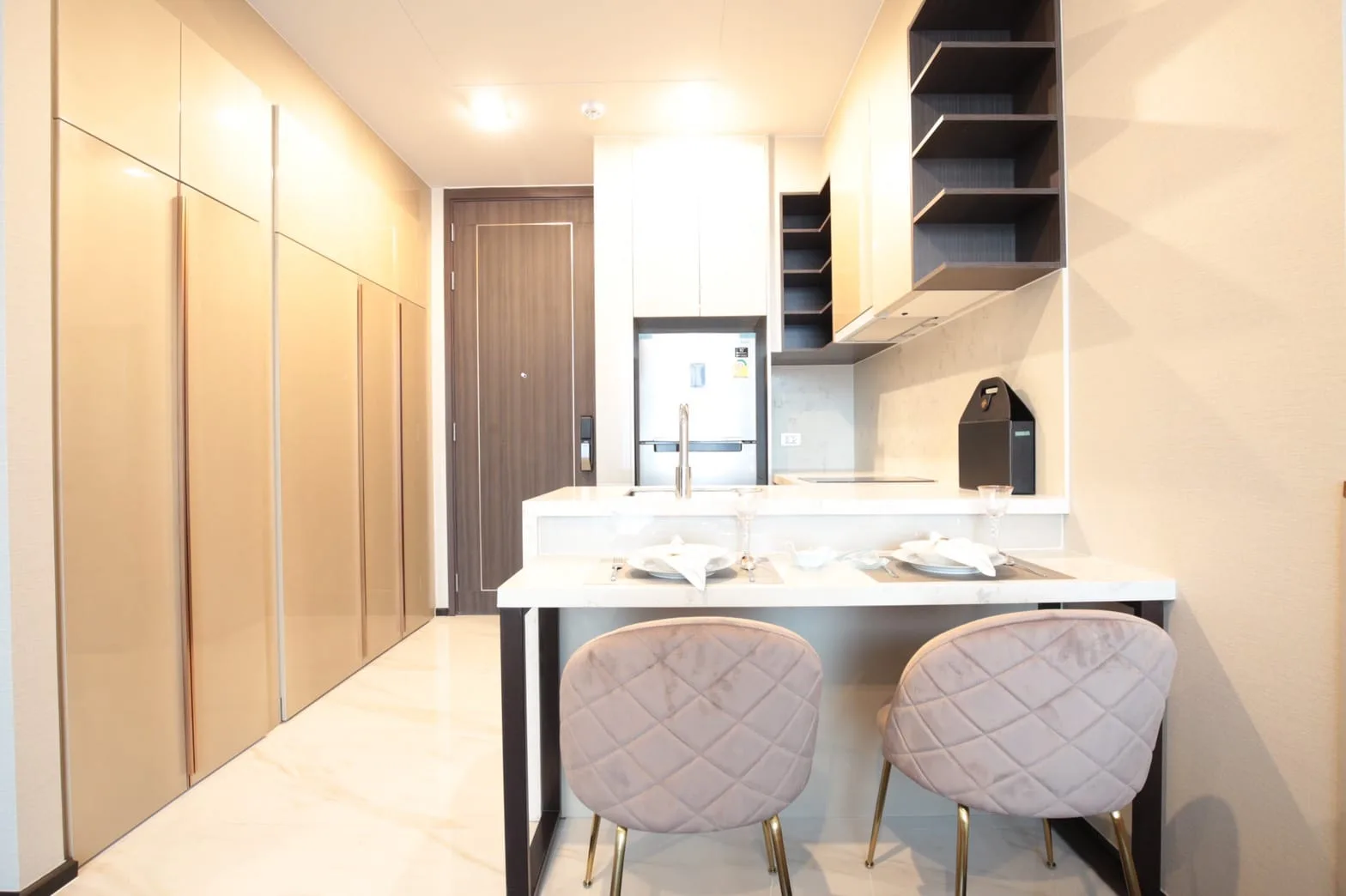Property photos for Laviq Sukhumvit 57