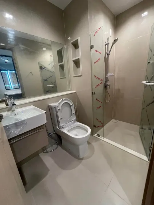 Property photos for Life Sathorn Sierra