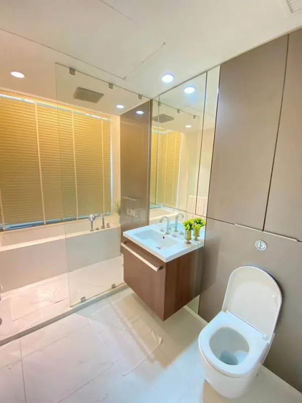 Property photos for 185 Rajadamri