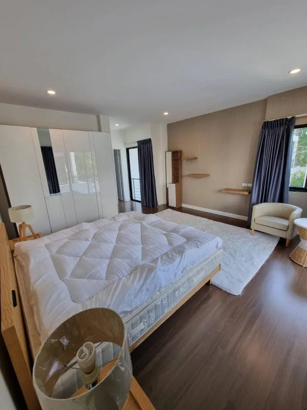 Property photos for Lumpini House, Suan Luang Rama Ix