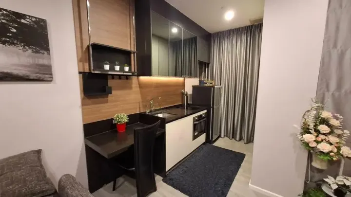 Property photos for The Room Sathorn - St.Louis