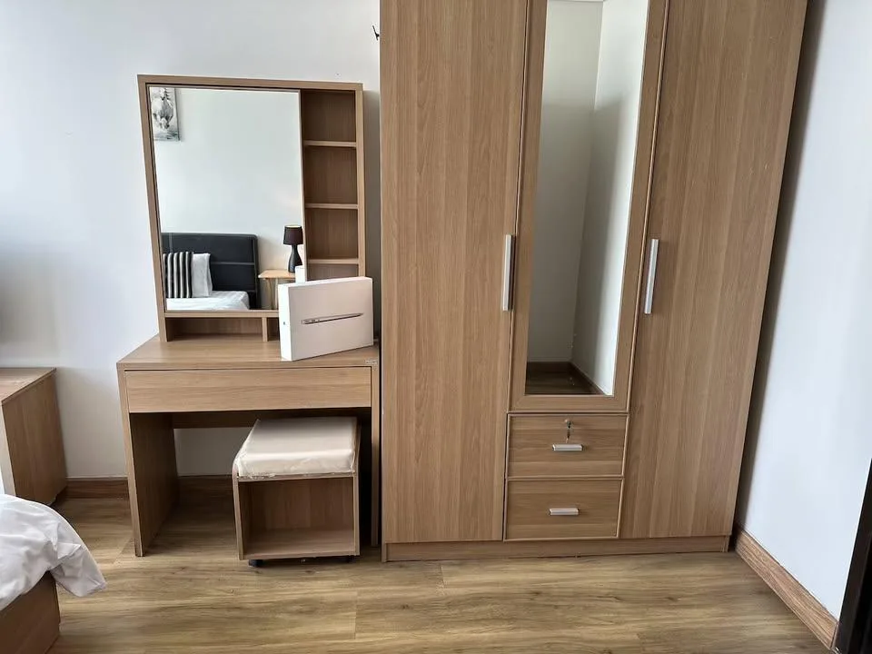 Property photos for Le Luk