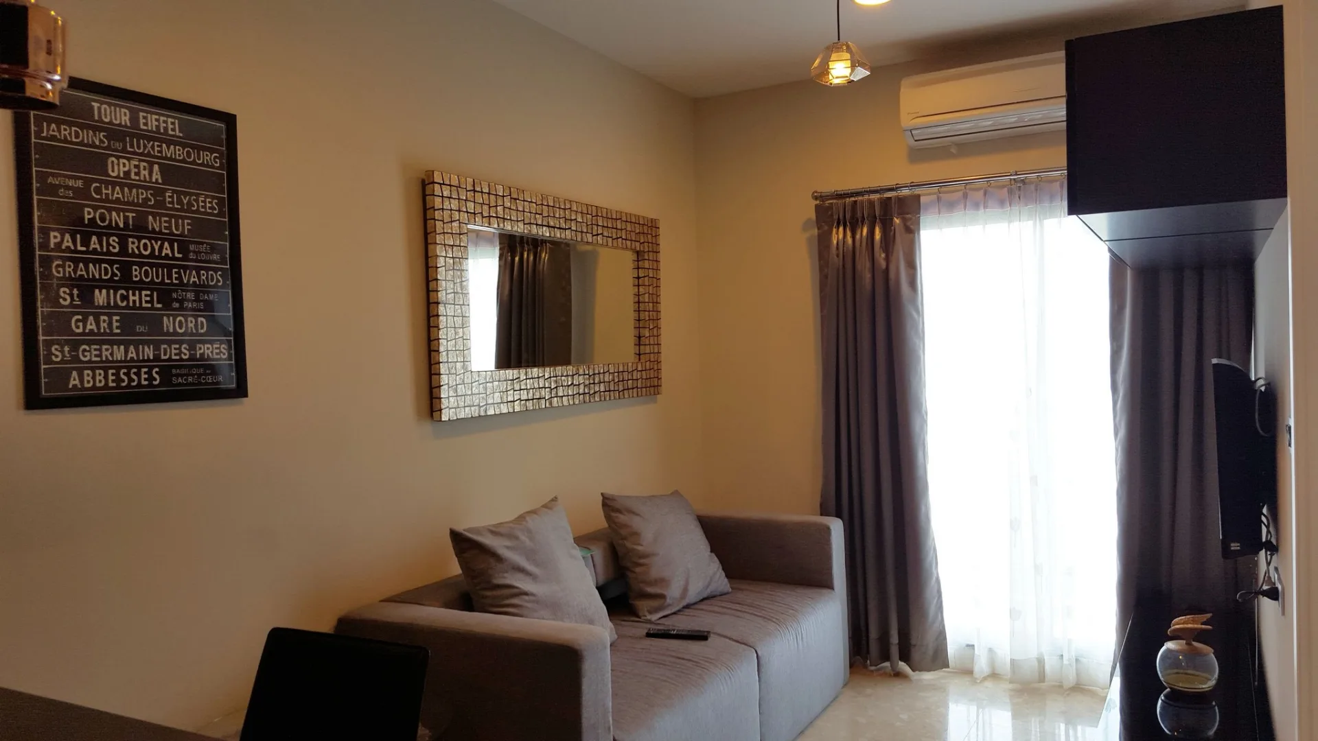 Property photos for The Crest Sukhumvit 34
