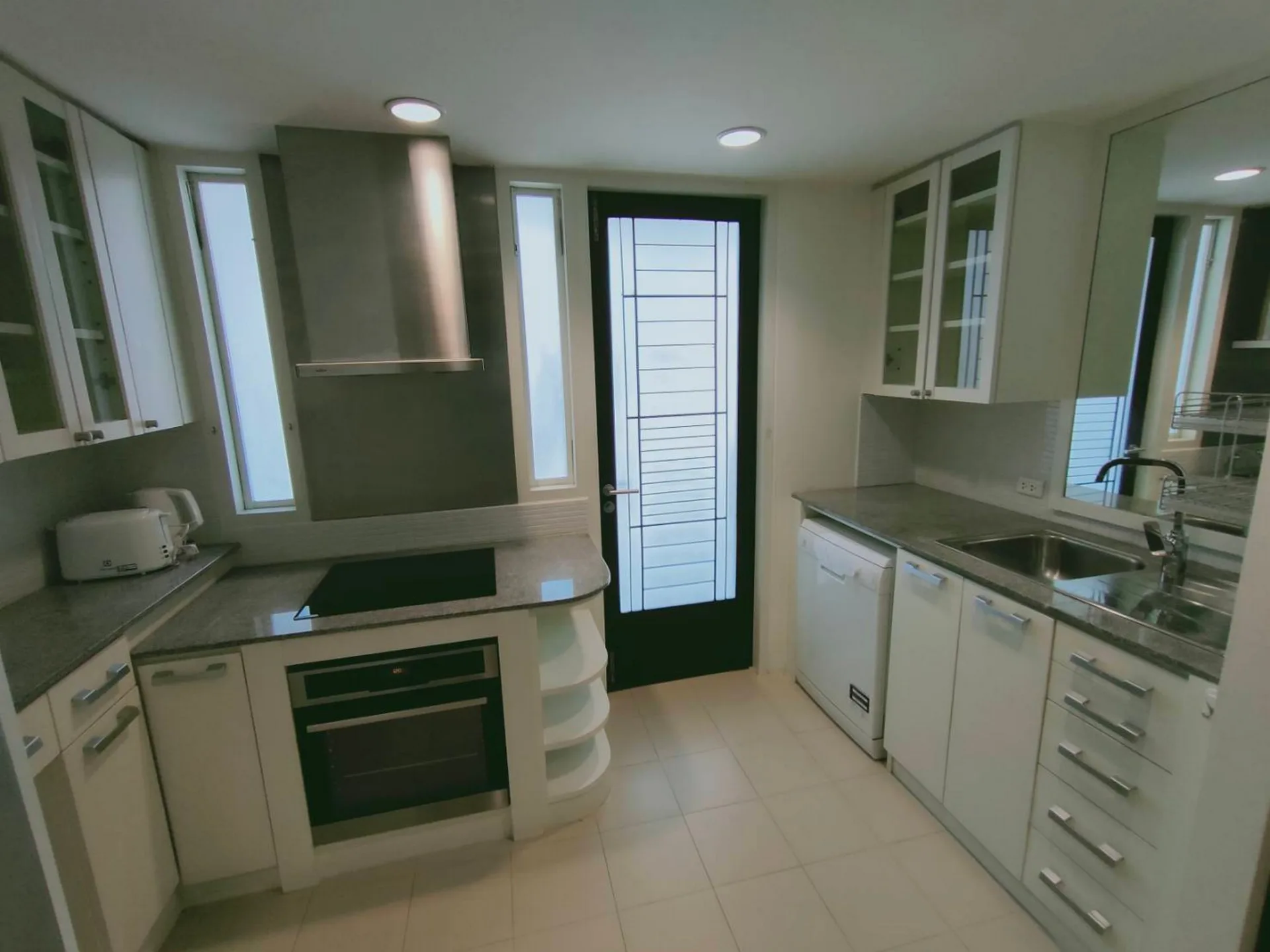 Property photos for Tonson Court