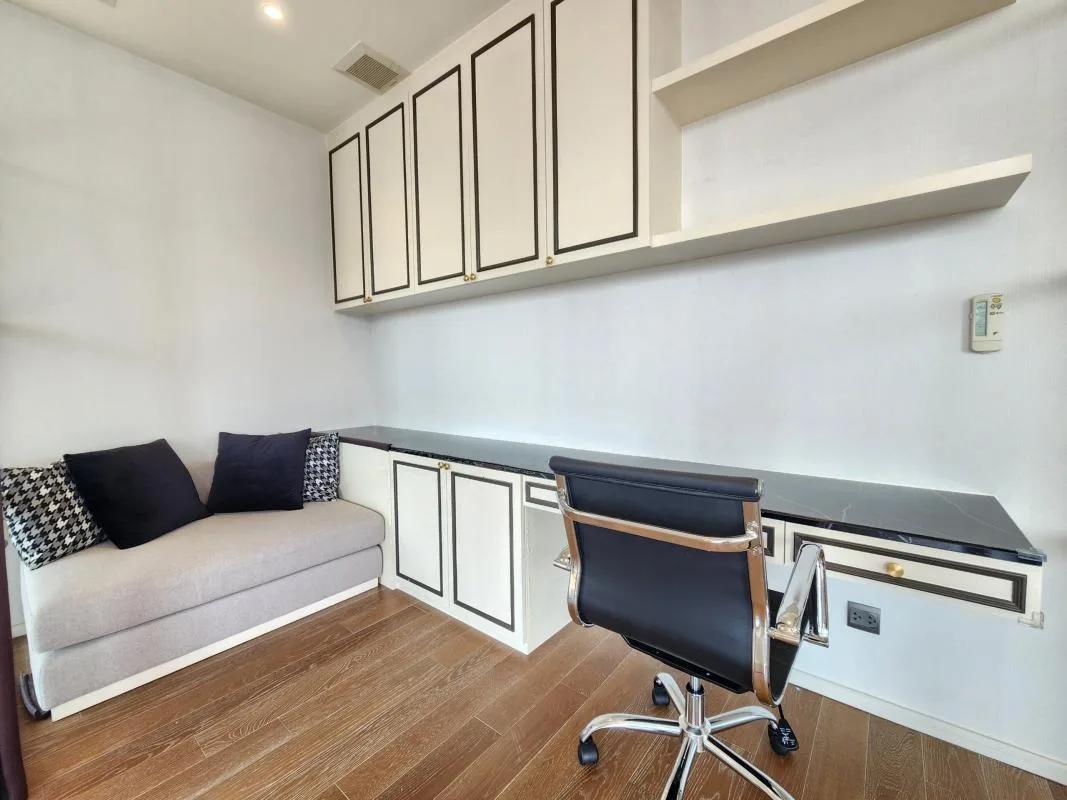 Property photos for Muniq Langsuan
