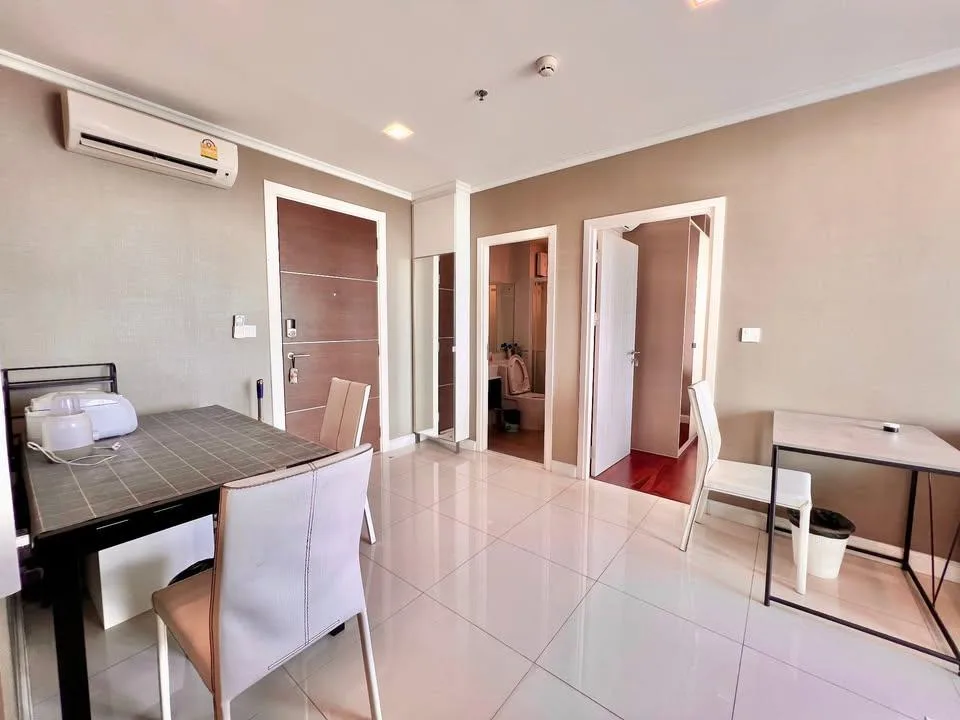 Property photos for The Metropolis Samrong Interchange