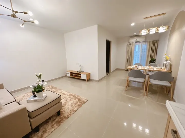 Property photos for Metro Park Sathorn