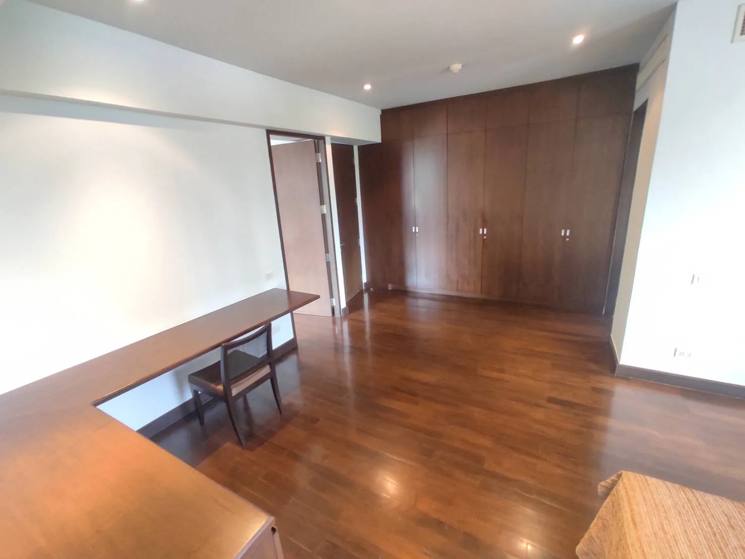 Property photos for Ruamrudee House