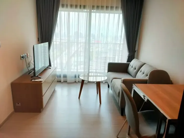 Property photos for Life Asoke Hype
