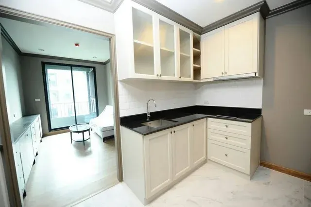 Property photos for The Reserve - Kasemsan 3