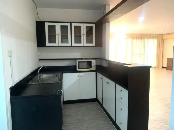 Property photos for The Waterford Thonglor 11