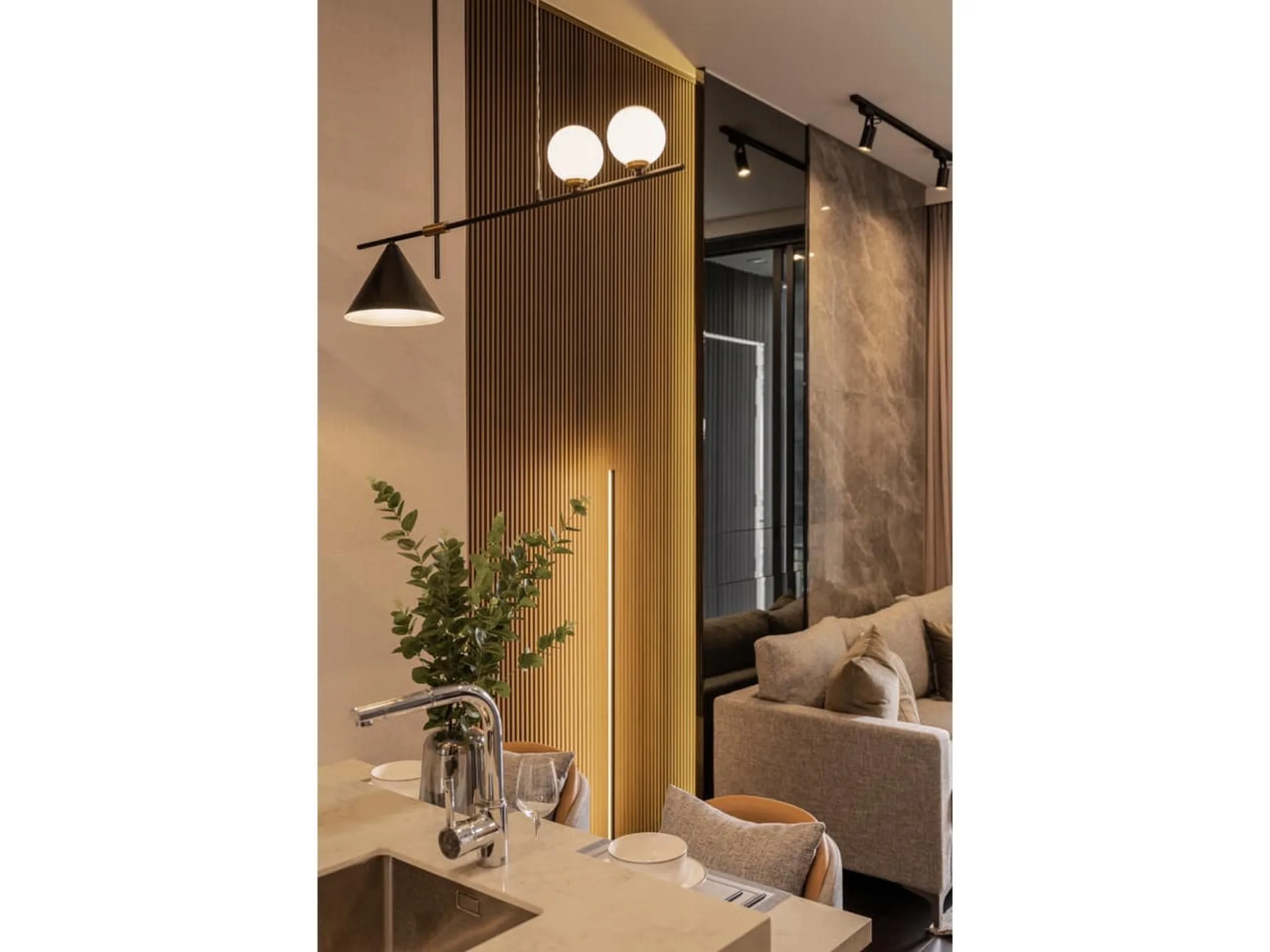 Property photos for Laviq Sukhumvit 57