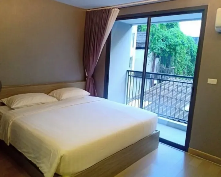 Property photos for Dazzle Sukhumvit 7