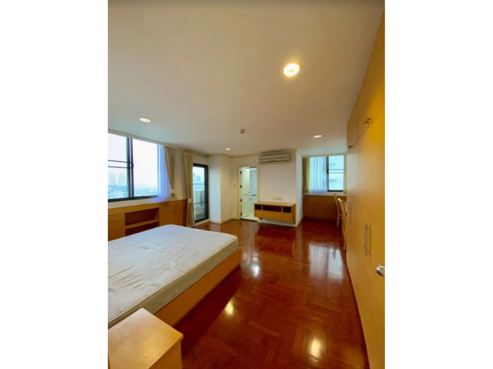 Property photos for Supalai Place