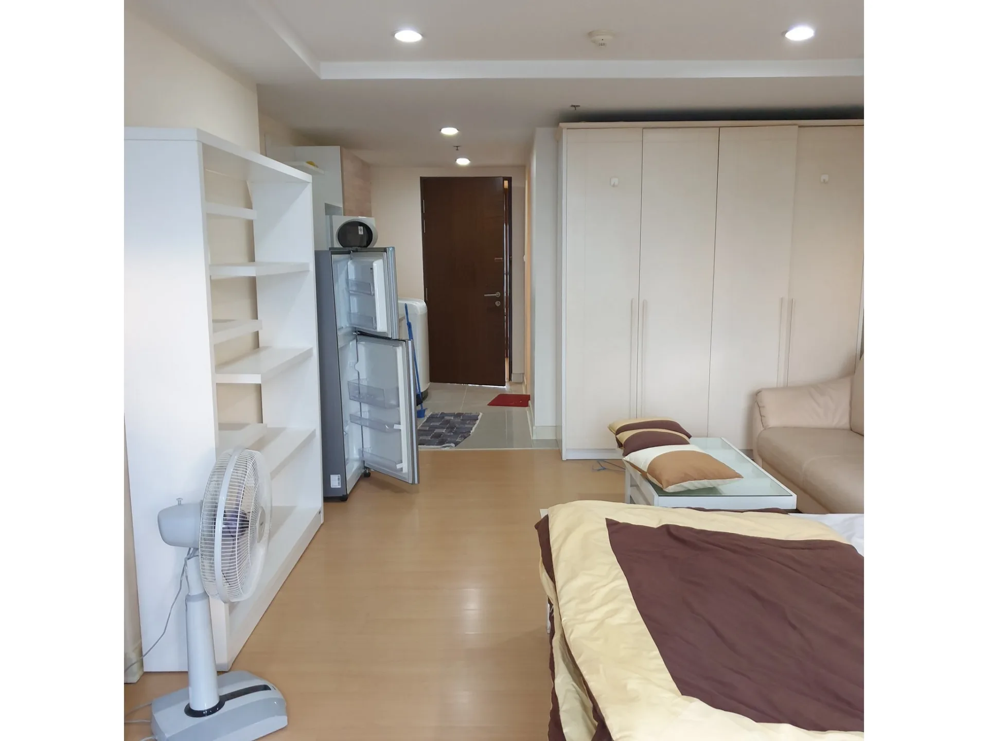 Property photos for The Trendy Condominium