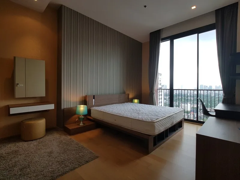 Property photos for Noble ReD