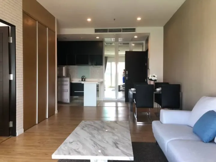 Property photos for Eight Thonglor Residence