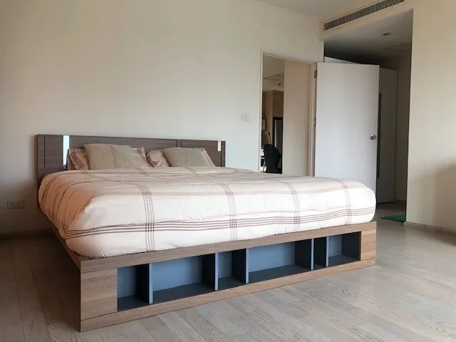 Property photos for Noble Remix