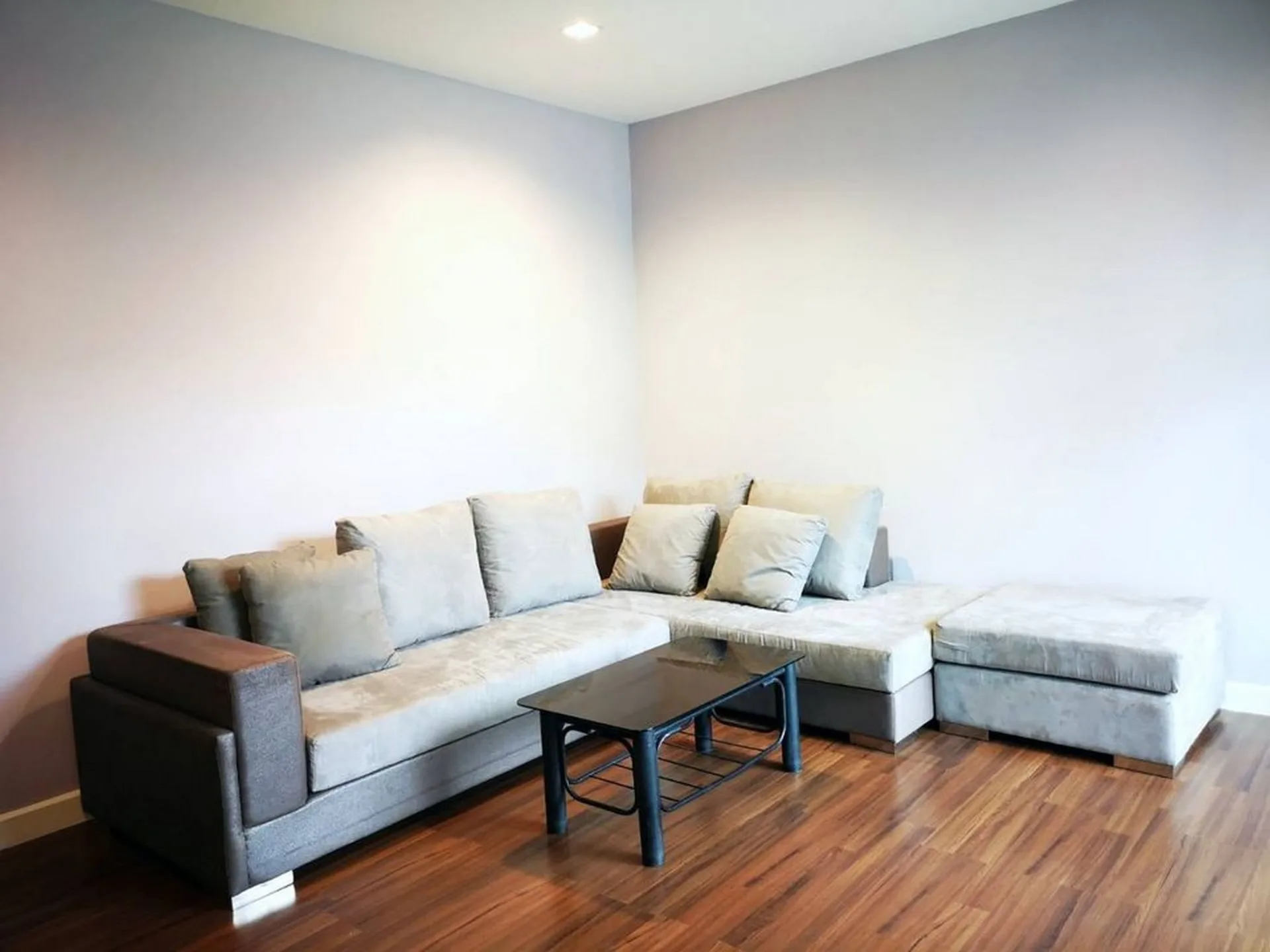 Property photos for Town Avenue Srinagarin