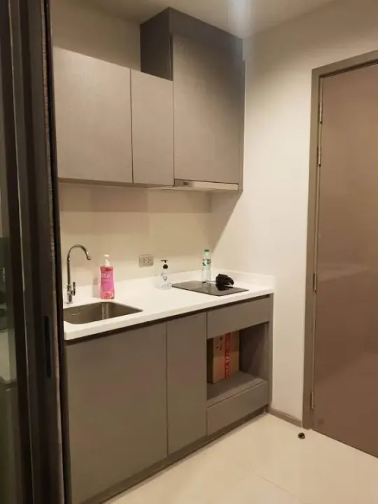 Property photos for Life Asoke Hype