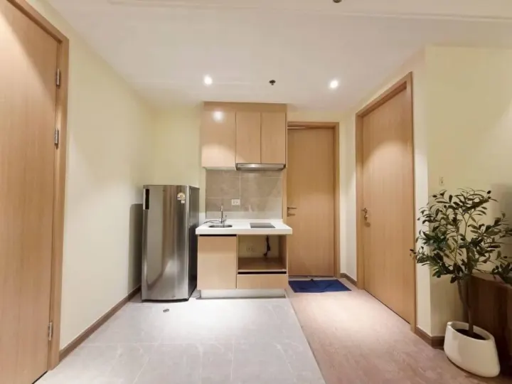 Property photos for Regal Condo Sathorn-naradhiwas