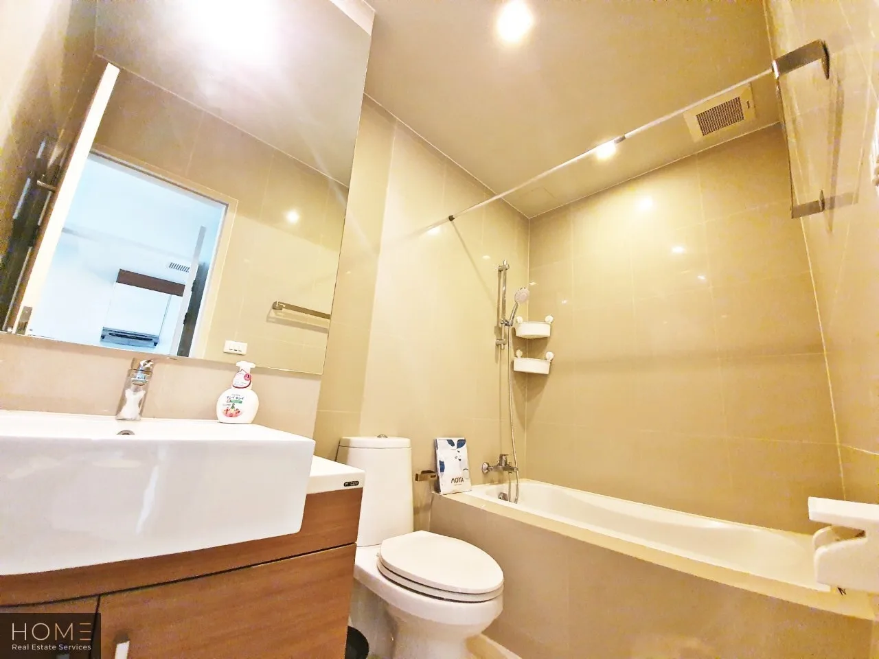 Property photos for Noble Refine