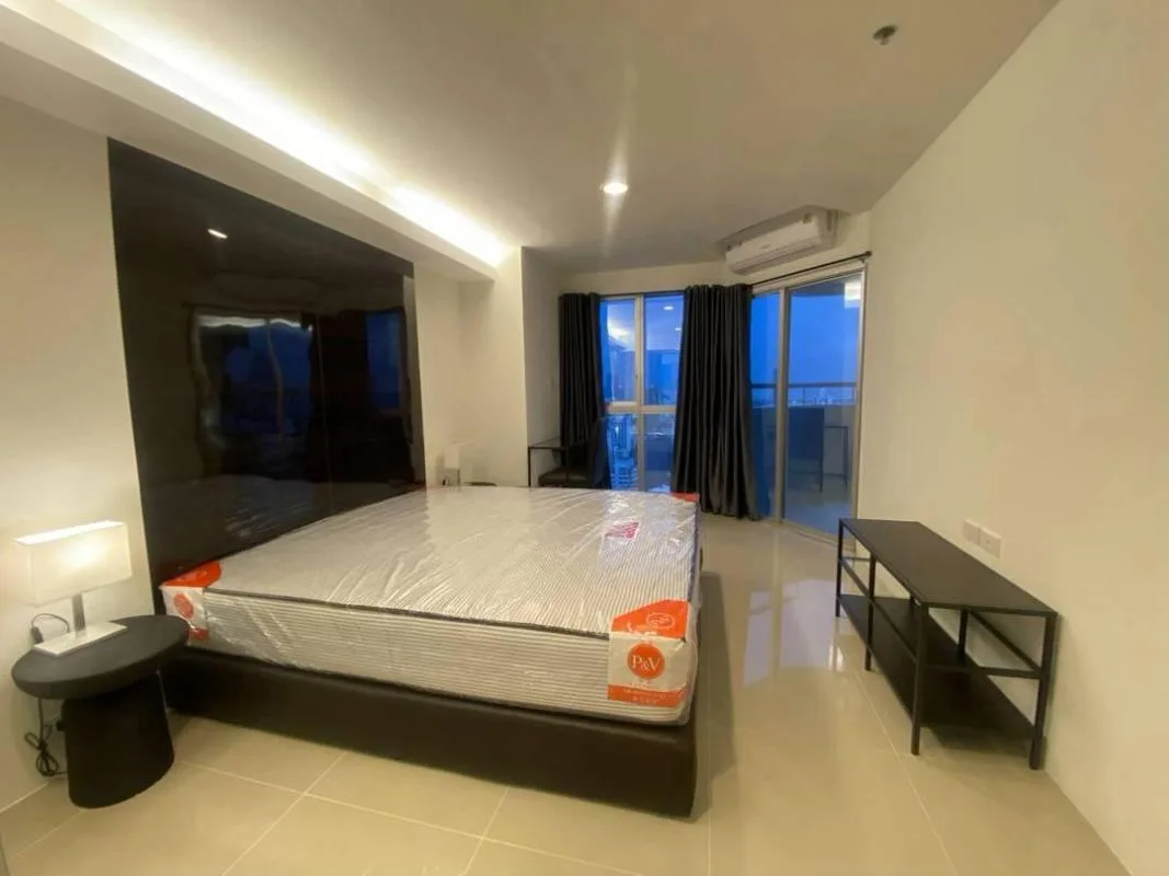 Property photos for The Waterford Diamond