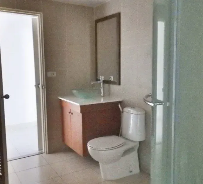 Property photos for Royal Castle