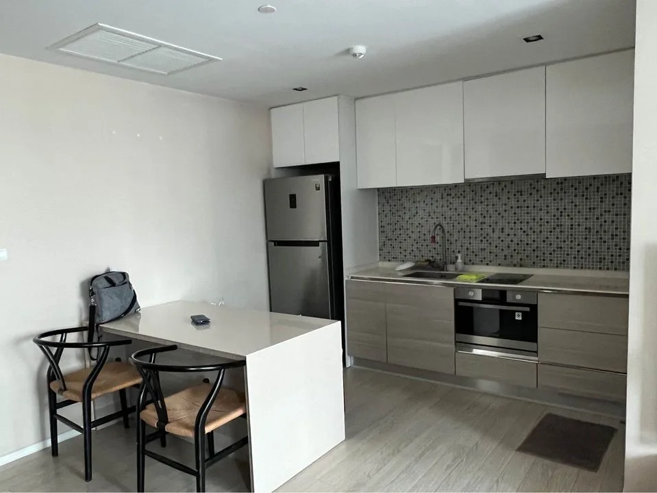 Property photos for The Room Sukhumvit 21