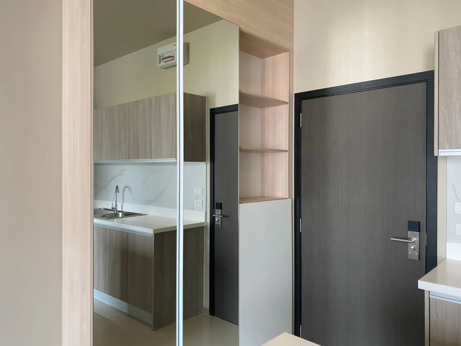 Property photos for Quartz Residence