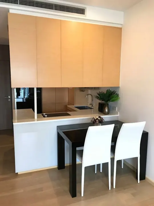 Property photos for Noble Refine