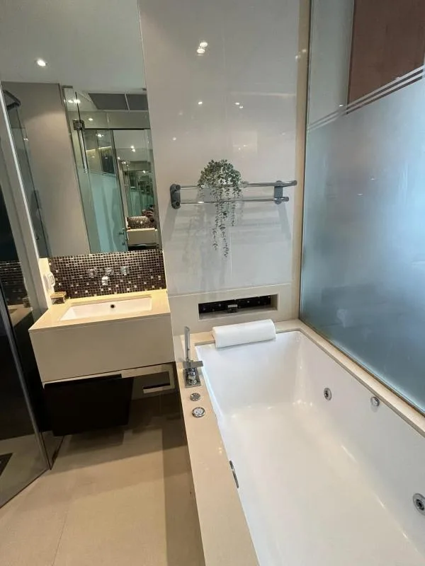 Property photos for The Address Asoke