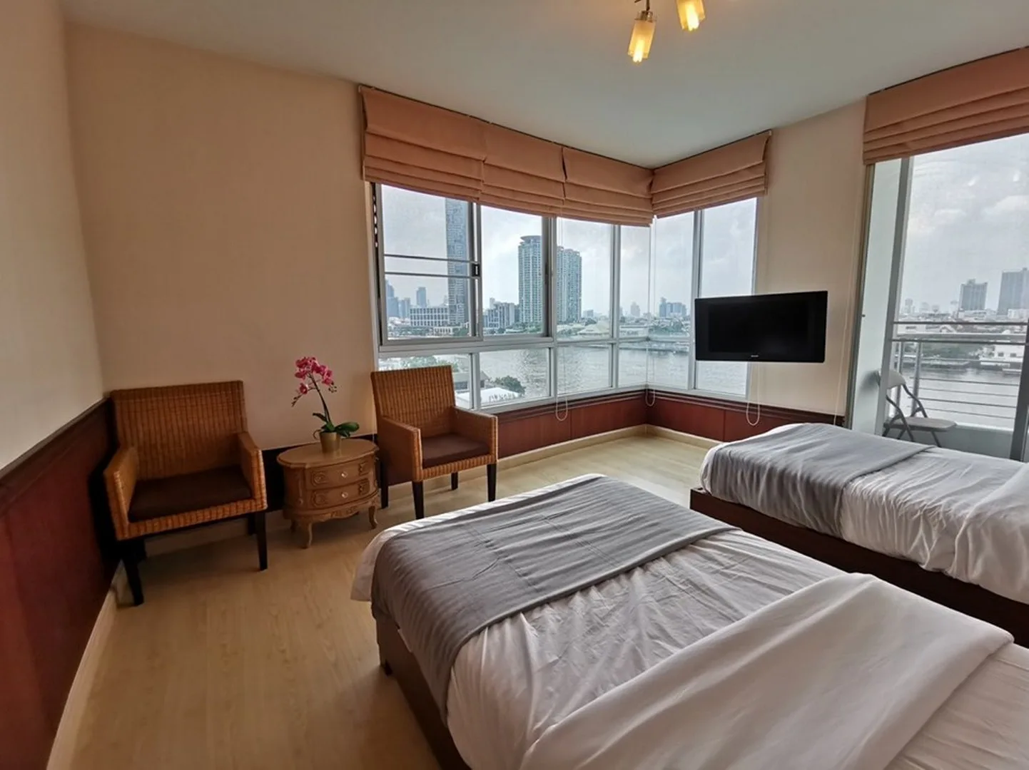 Property photos for Supalai River Place