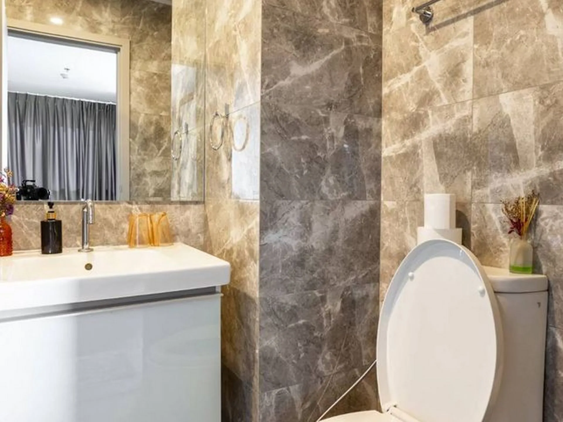 Property photos for Ideo Q Siam - Ratchathewi